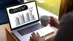 چگونه محتوای سئو شده حرفهای تولید کنیم؟ اصول، نکات و تکنیکها چگونه محتوای سئو شده حرفهای تولید کنیم؟ اصول، نکات و تکنیکها